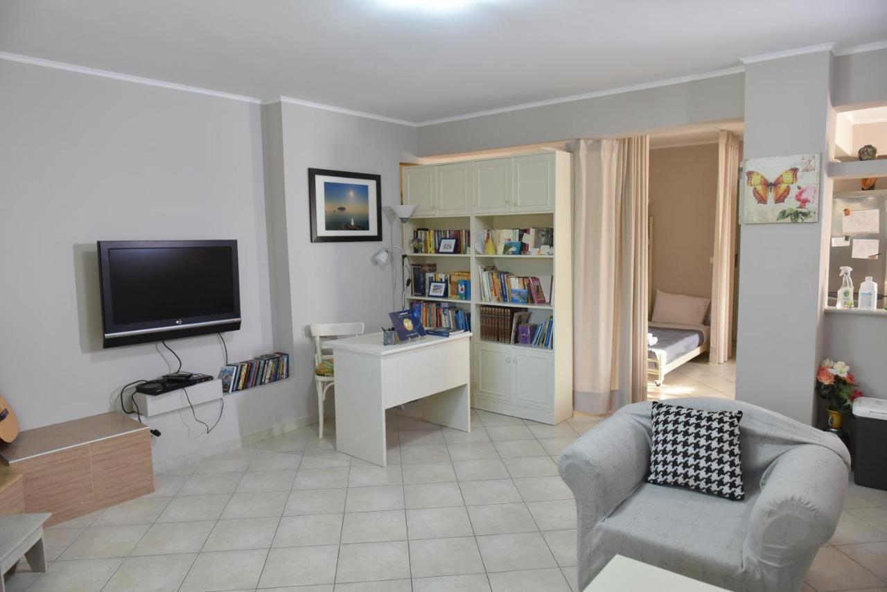 Lechaio Fanis Apartment מראה חיצוני תמונה